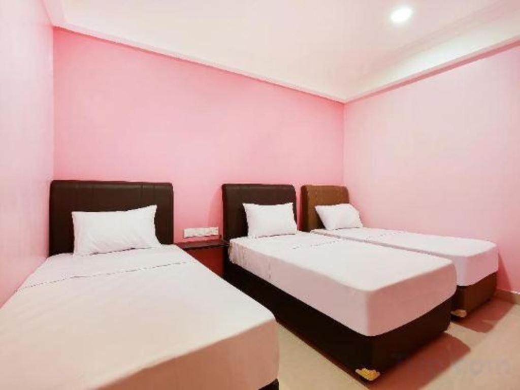 Oyo 89387 Sun Keerana Hotel Klang Eksteriør billede