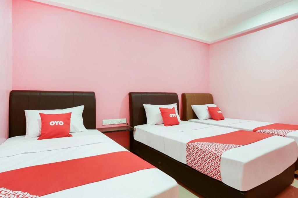Oyo 89387 Sun Keerana Hotel Klang Eksteriør billede