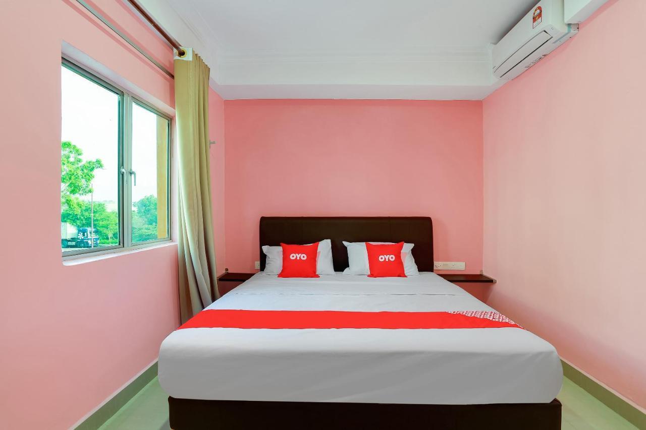 Oyo 89387 Sun Keerana Hotel Klang Eksteriør billede
