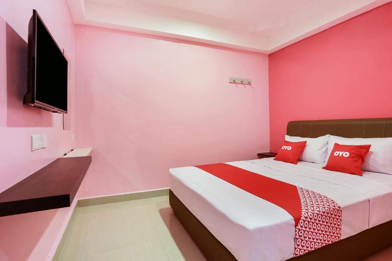 Oyo 89387 Sun Keerana Hotel Klang Eksteriør billede